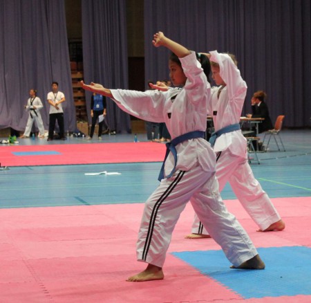 Pairpoomsae Jebipu mok chigi with Keni.